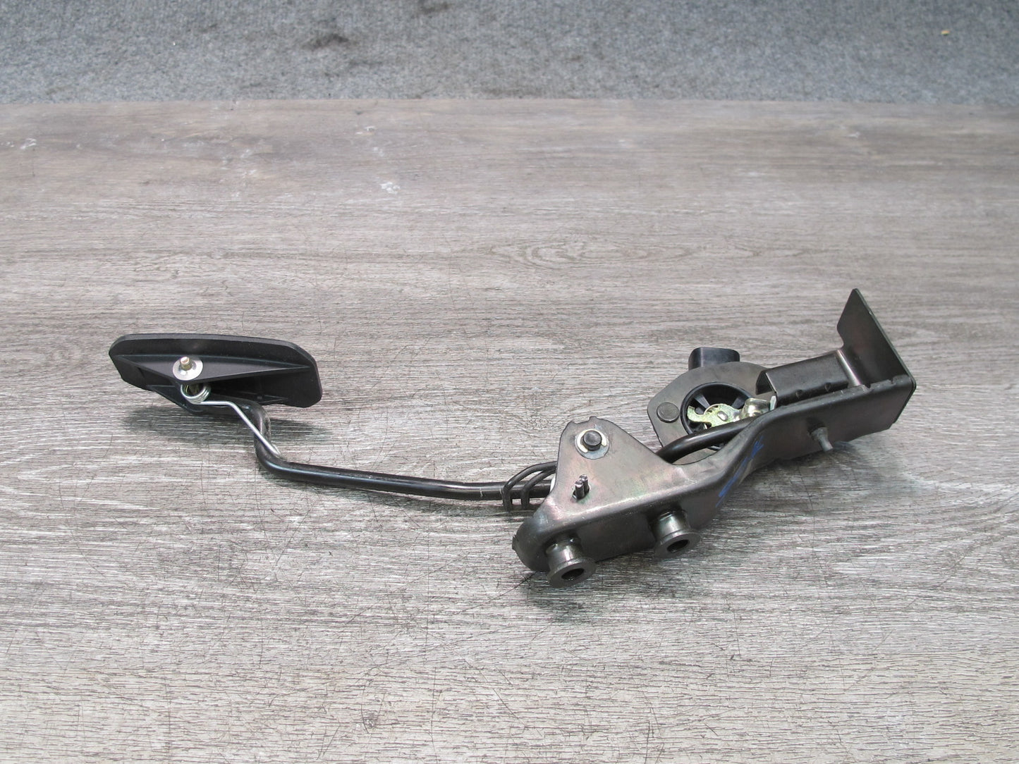02-10 Lexus Z40 SC430 Gas Accelerator Throttle Pedal w Position Sensor OEM