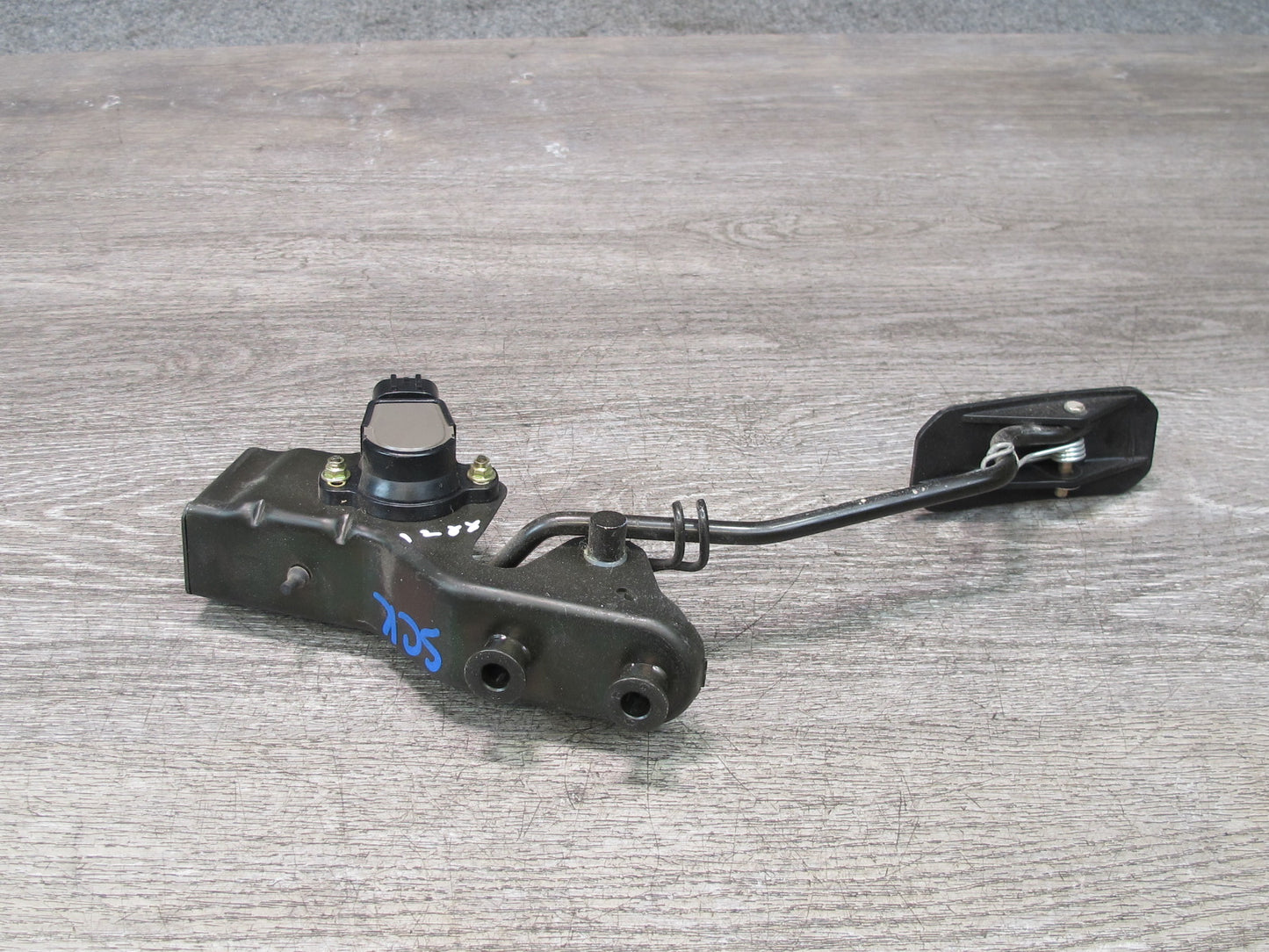 02-10 Lexus Z40 SC430 Gas Accelerator Throttle Pedal w Position Sensor OEM