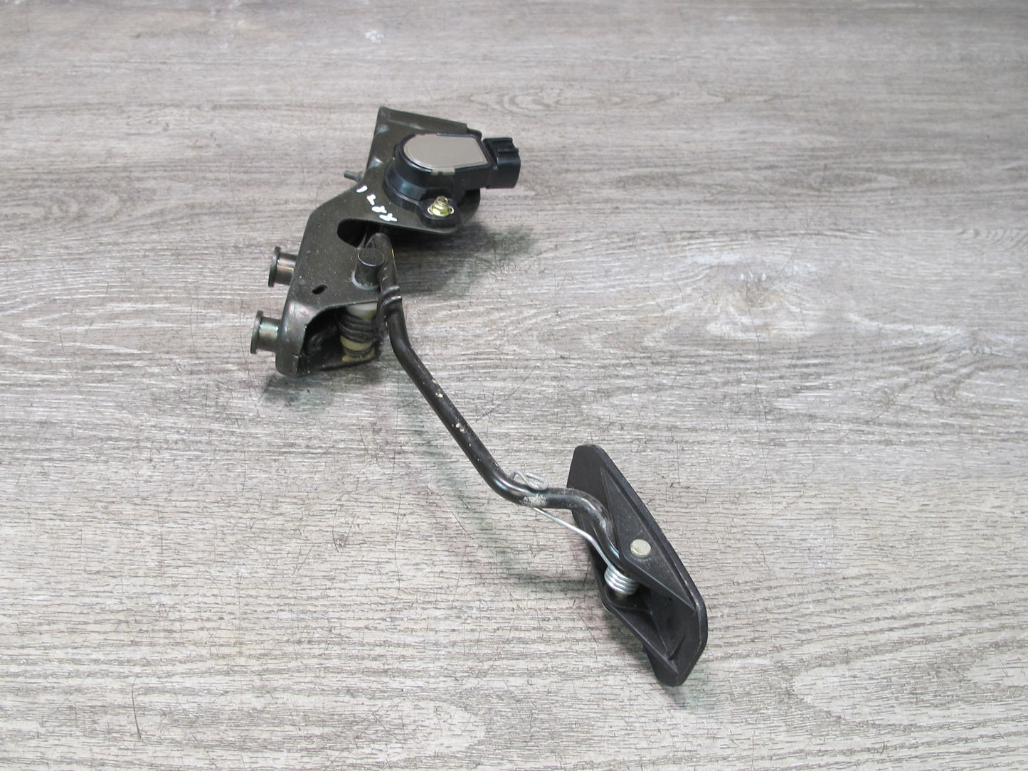 02-10 Lexus Z40 SC430 Gas Accelerator Throttle Pedal w Position Sensor OEM
