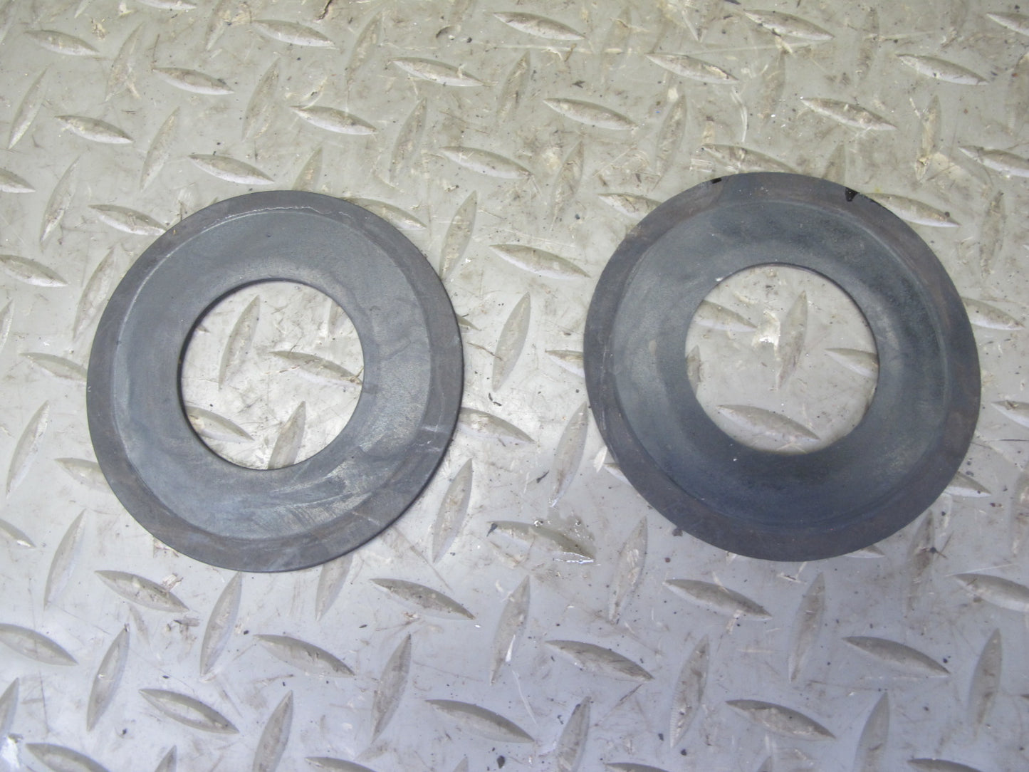 12-18 BMW F30 335i Sedan Rear Left & Right Coil Spring REV9 Hyper Spacer Pad Set