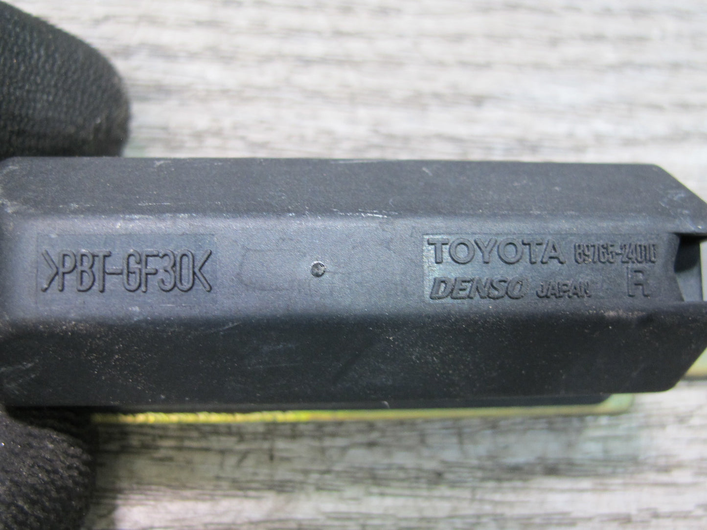 02-10 Lexus SC430 Set of 4 Front & Rear TPMS Tire Pressure Sensor Antenna OEM