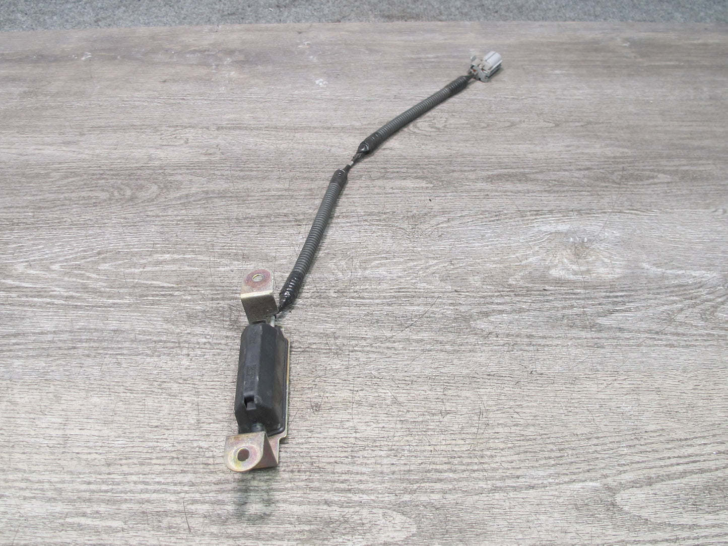 02-10 Lexus SC430 Set of 4 Front & Rear TPMS Tire Pressure Sensor Antenna OEM