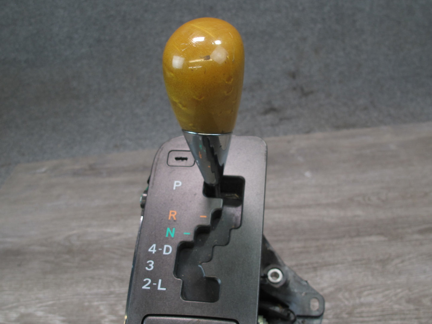 02-05 Lexus Z40 SC430 A/T Automatic Transmission Shifter Assembly w Knob OEM