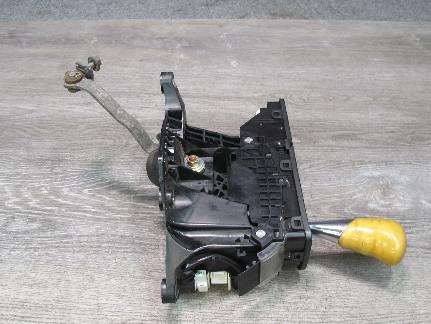 02-05 Lexus Z40 SC430 A/T Automatic Transmission Shifter Assembly w Knob OEM