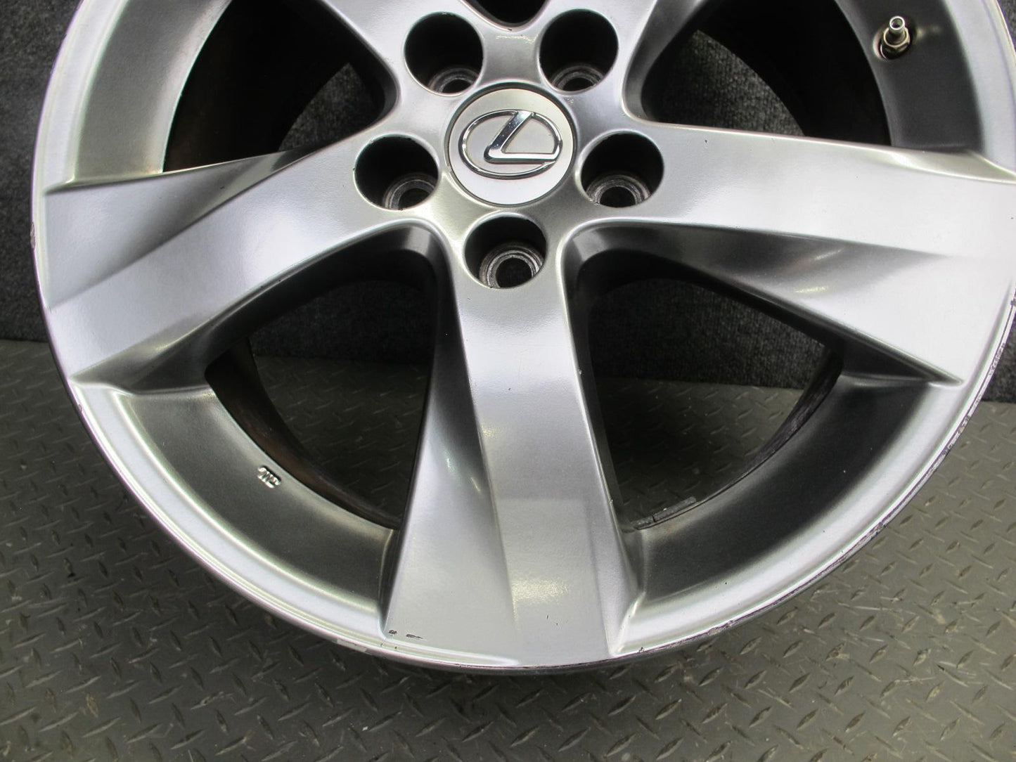 10-12 Lexus IS350 IS250 Convert Rear R18 18" Alloy Wheel Rim 18x8.5J ET50 OEM