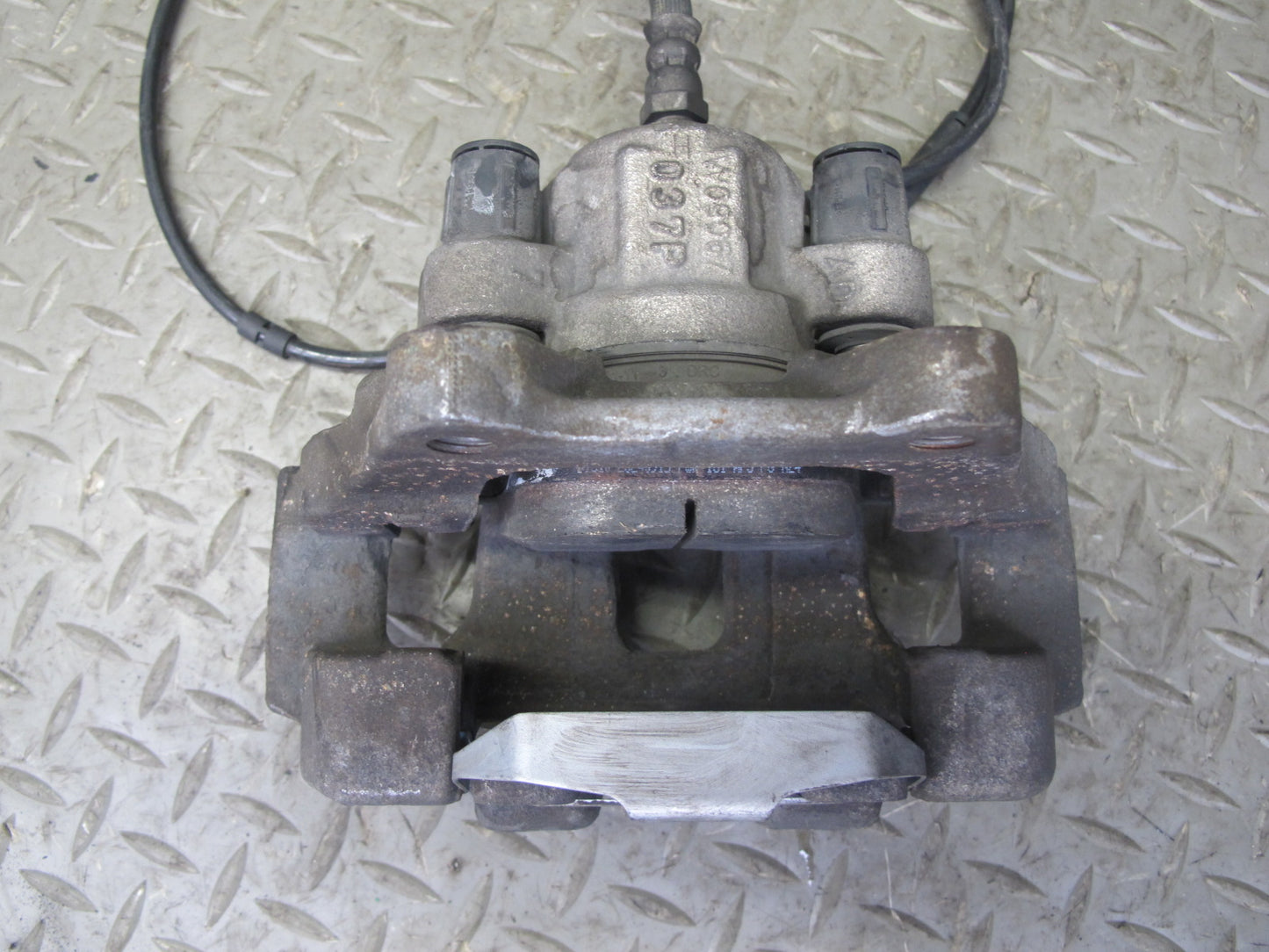 12-16 BMW F30 F31 F32 F33 F34 335i Set of 2 Rear Left & Right Brake Caliper OEM