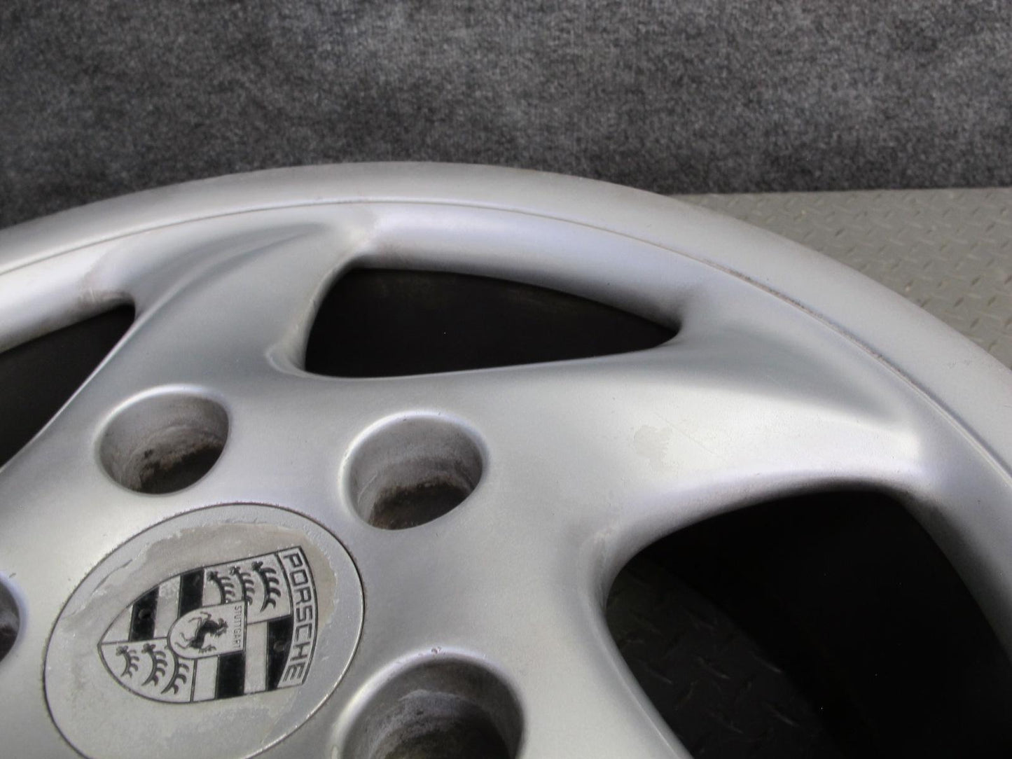 99-05 Porsche 911 Carrera 996 Factory R18" Alloy 5 Spoke Wheel Rim 18x7.5J ET50