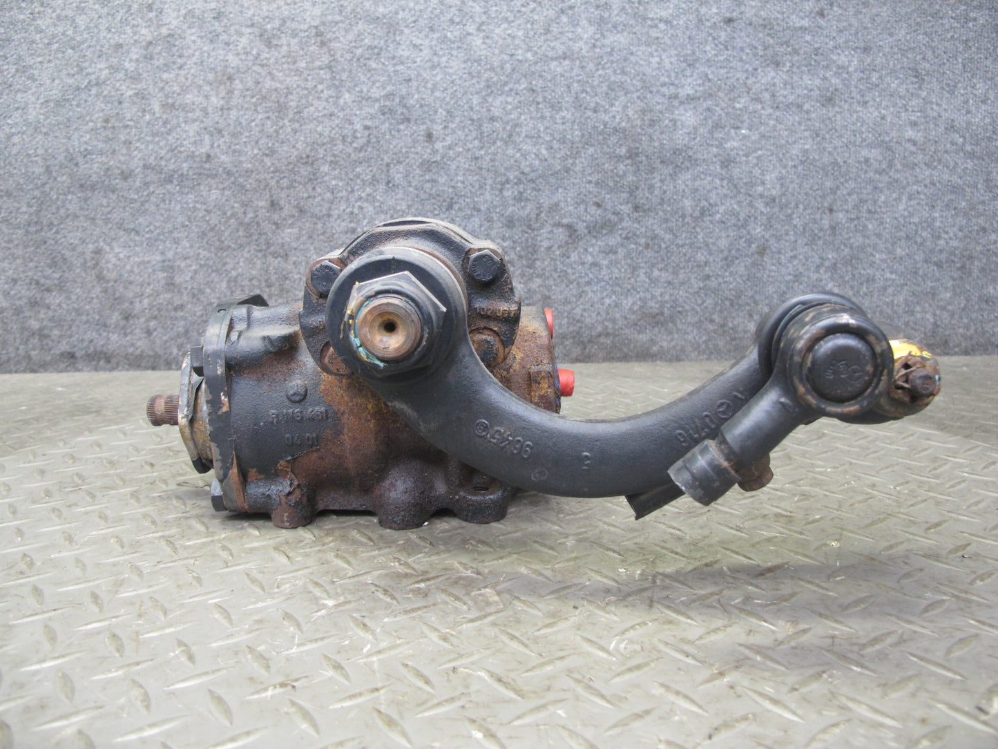 77-85 Mercedes R107 Power Steering Gearbox Gear Box 51K Miles 1164610401 OEM