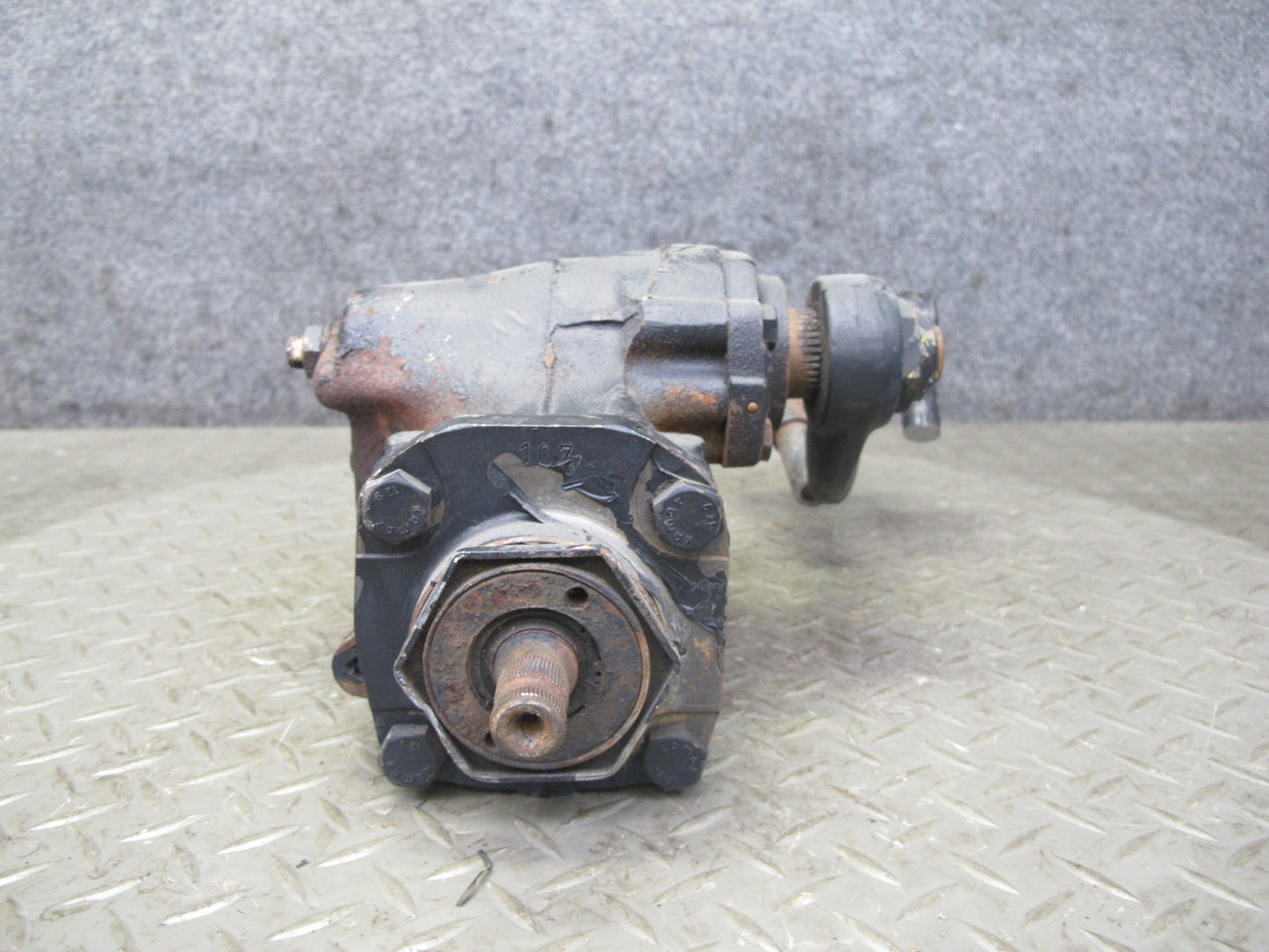 77-85 Mercedes R107 Power Steering Gearbox Gear Box 51K Miles 1164610401 OEM