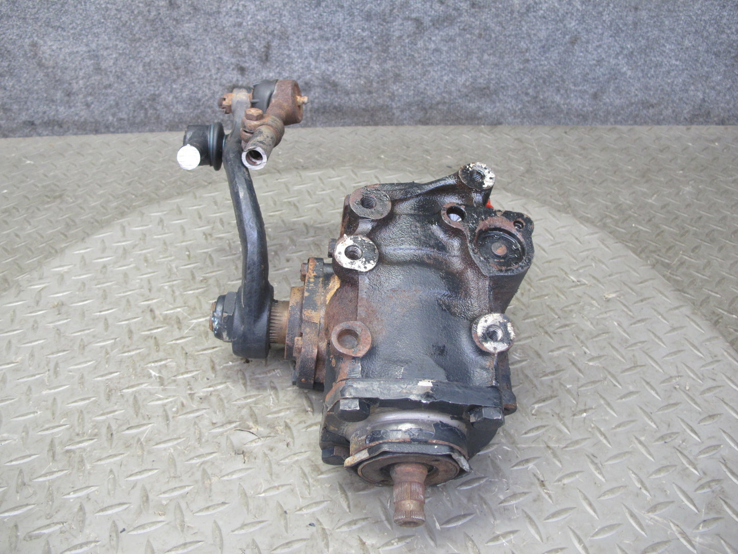 77-85 Mercedes R107 Power Steering Gearbox Gear Box 51K Miles 1164610401 OEM