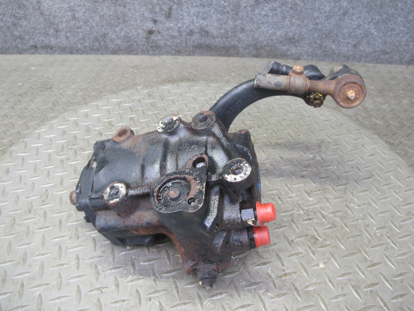 77-85 Mercedes R107 Power Steering Gearbox Gear Box 51K Miles 1164610401 OEM