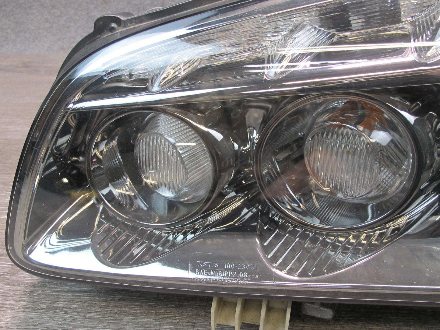 2011-2014 Infiniti QX56 Front Left Driver Side Xenon HID Headlight Lamp