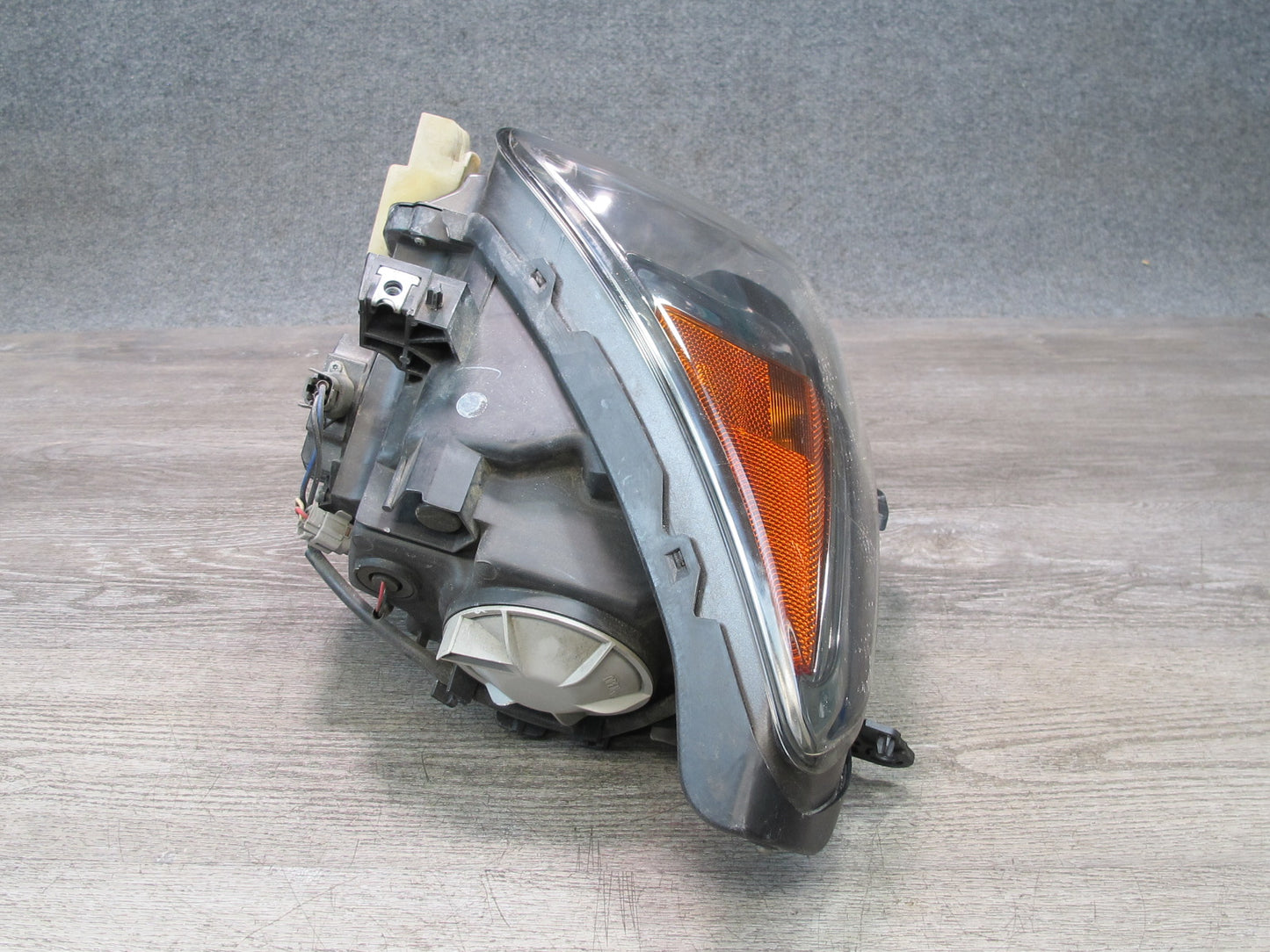 2011-2014 Infiniti QX56 Front Left Driver Side Xenon HID Headlight Lamp