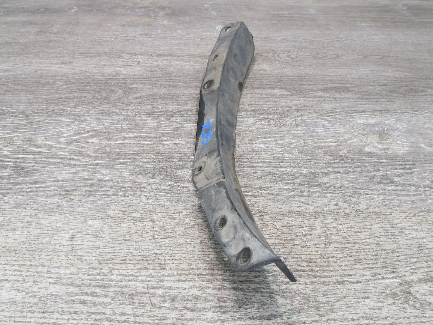 02-10 Lexus Z40 SC430 Set of 2 Front Left & Right Fender Liner Pad OEM