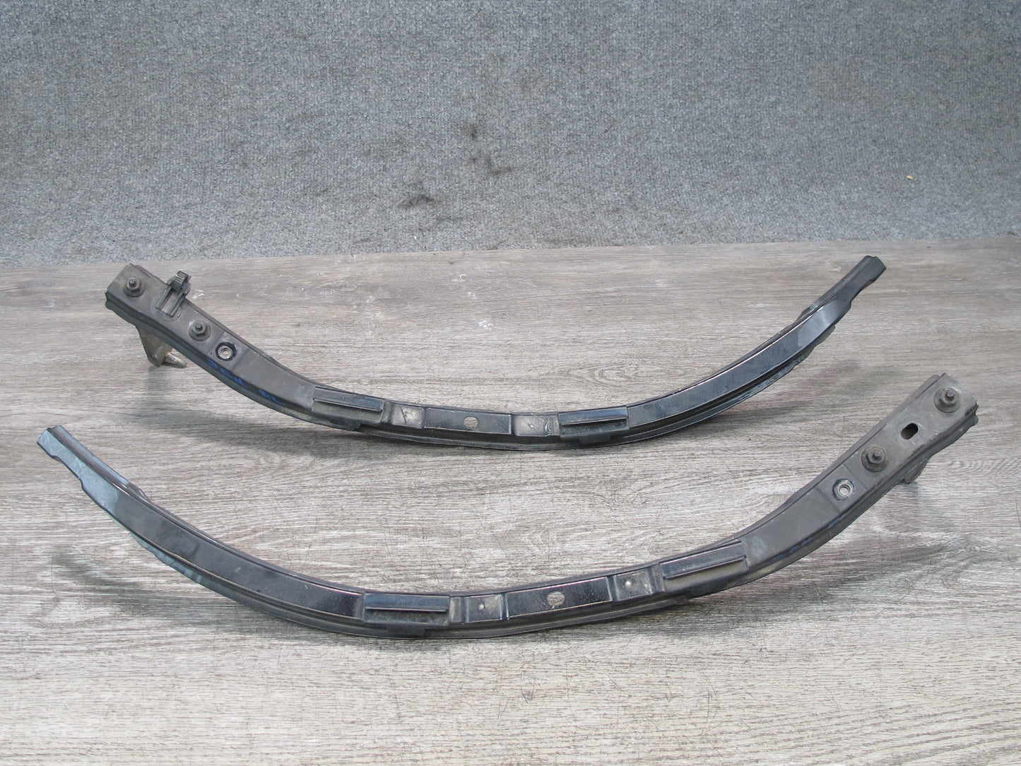 02-10 Lexus Z40 SC430 Set of 2 Front Left & Right Bumper Headlight Bracket OEM