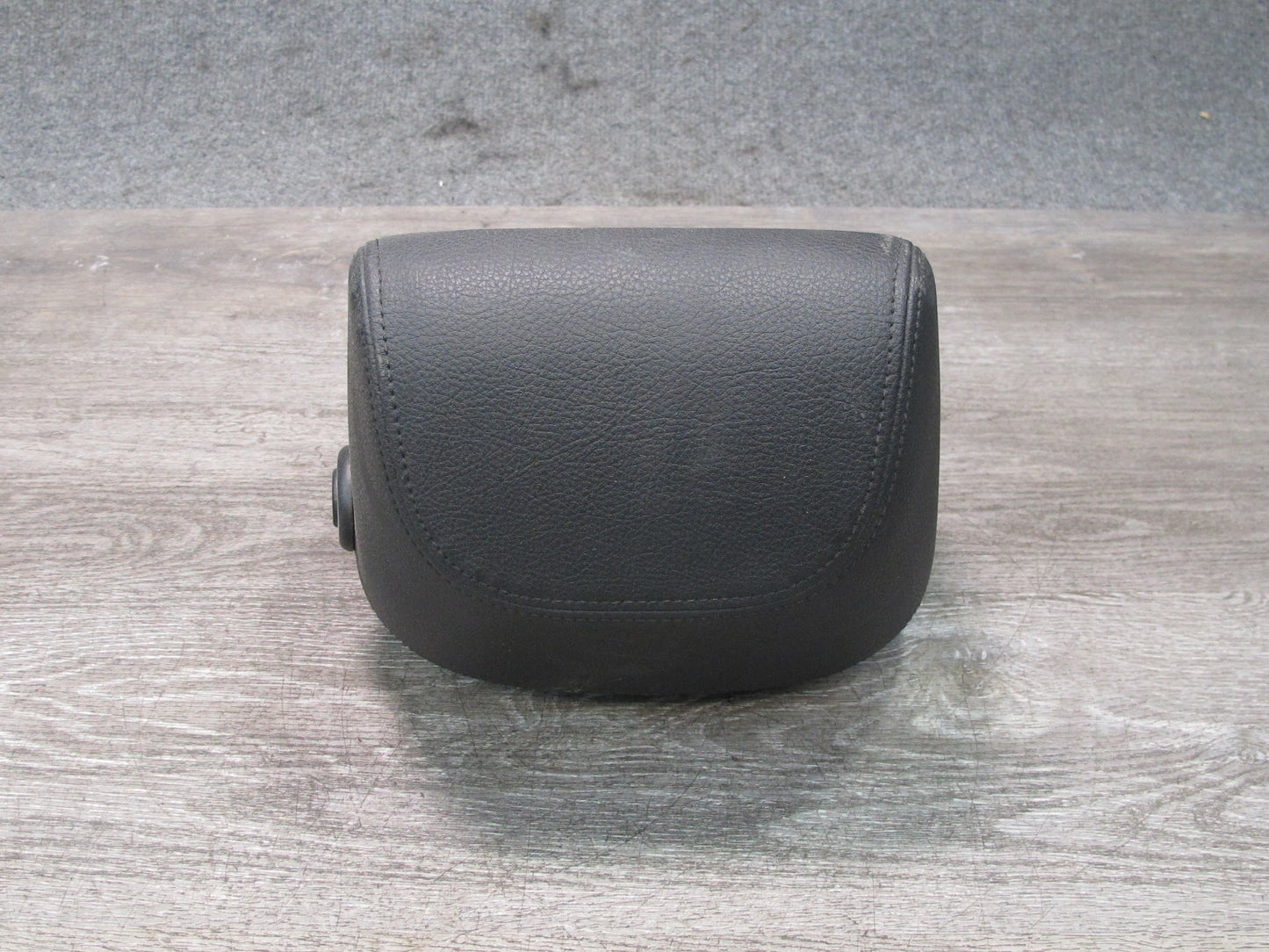 12-18 BMW F30 F31 F34 335i Set of 2 Front Left & Right Seat Leather Headrest OEM