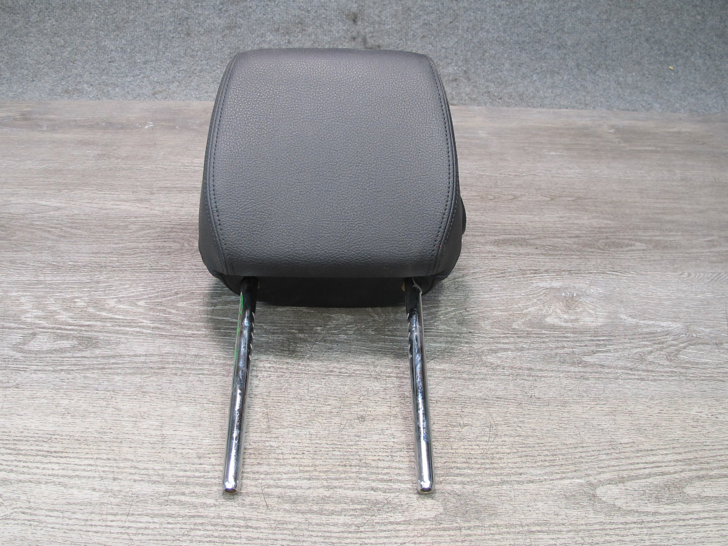 12-18 BMW F30 F31 F34 335i Set of 2 Front Left & Right Seat Leather Headrest OEM