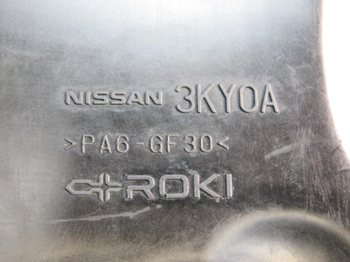 2014-2017 Infiniti QX60 2.5L Hybrid Engine Air Intake Cleaner Filter Box Sensor