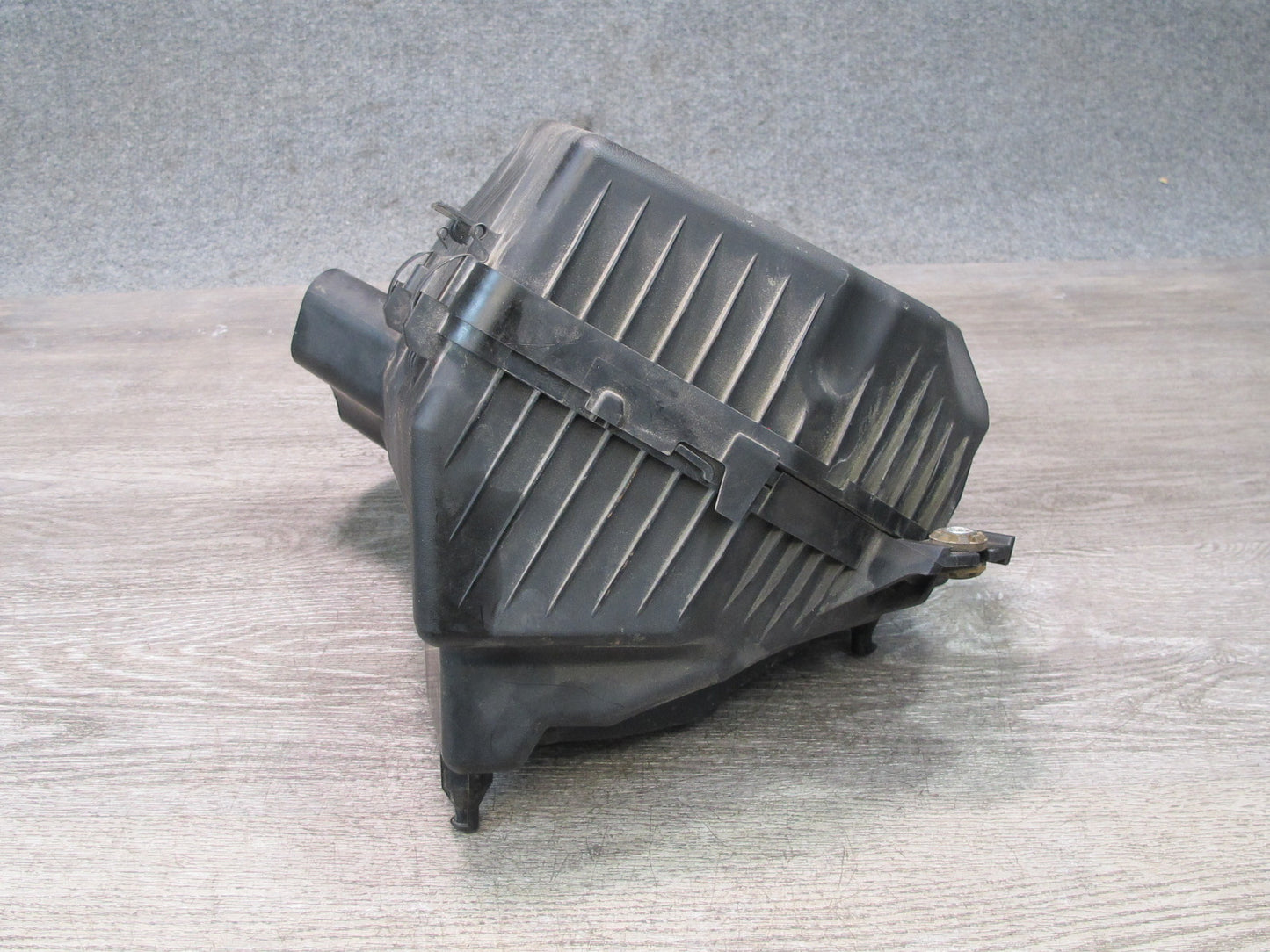 2014-2017 Infiniti QX60 2.5L Hybrid Engine Air Intake Cleaner Filter Box Sensor