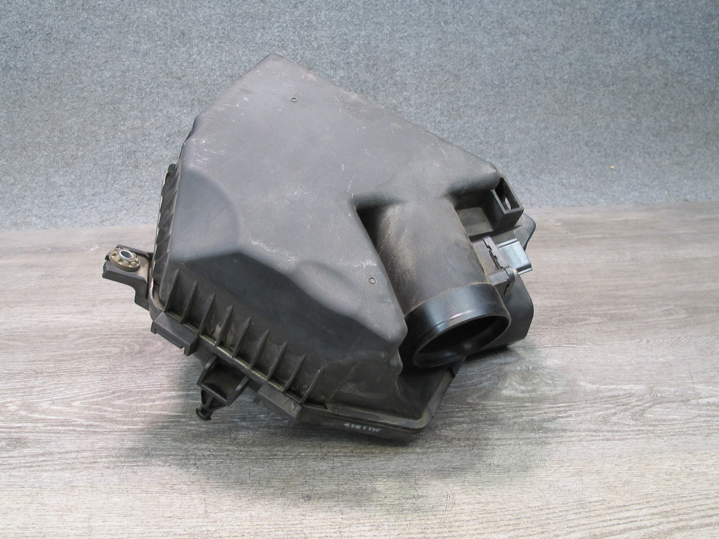 2014-2017 Infiniti QX60 2.5L Hybrid Engine Air Intake Cleaner Filter Box Sensor