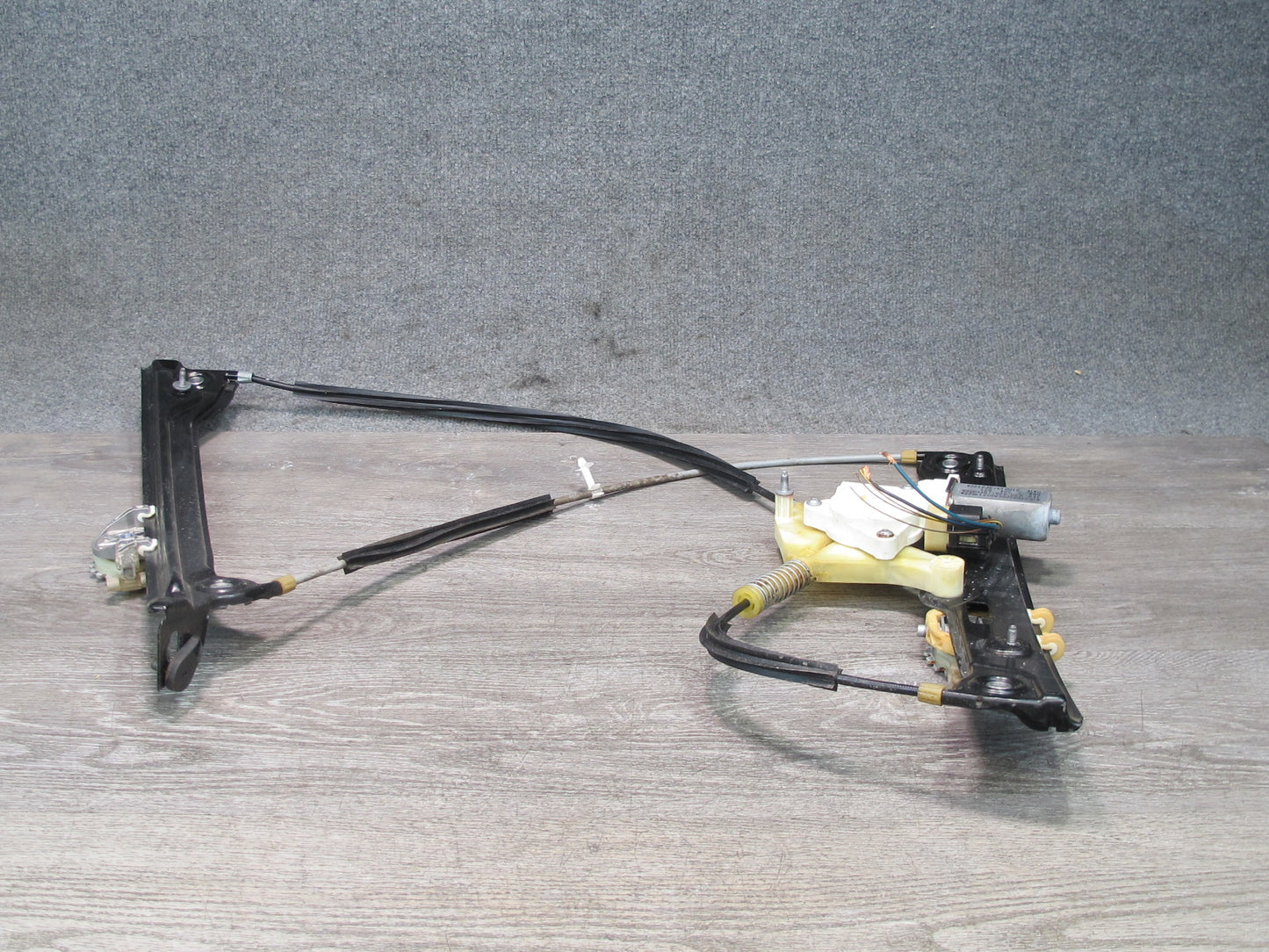 2012-2018 BMW F12 F13 M6 Front Left Driver Side Window Regulator W/ Motor