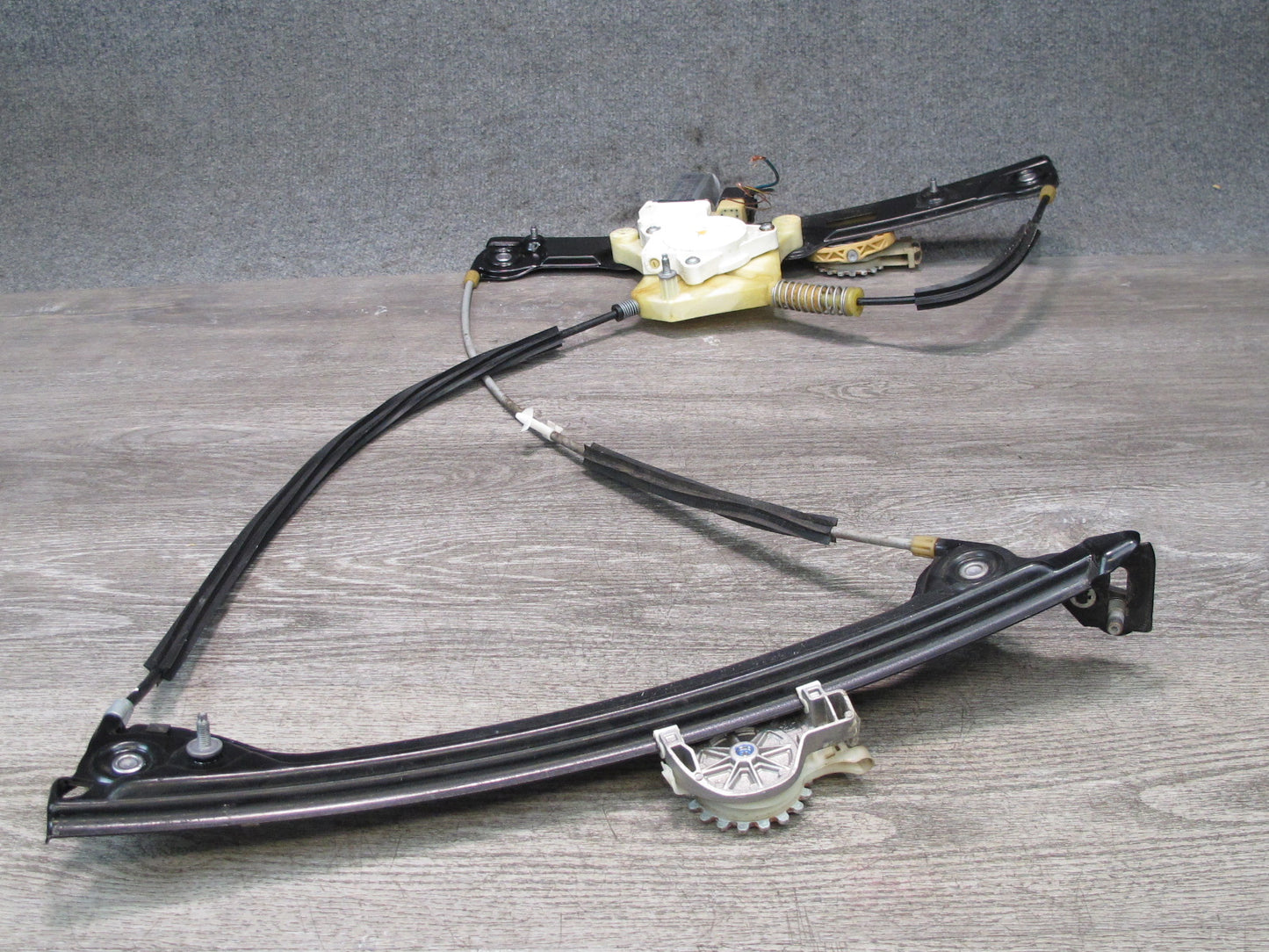 2012-2018 BMW F12 F13 M6 Front Left Driver Side Window Regulator W/ Motor