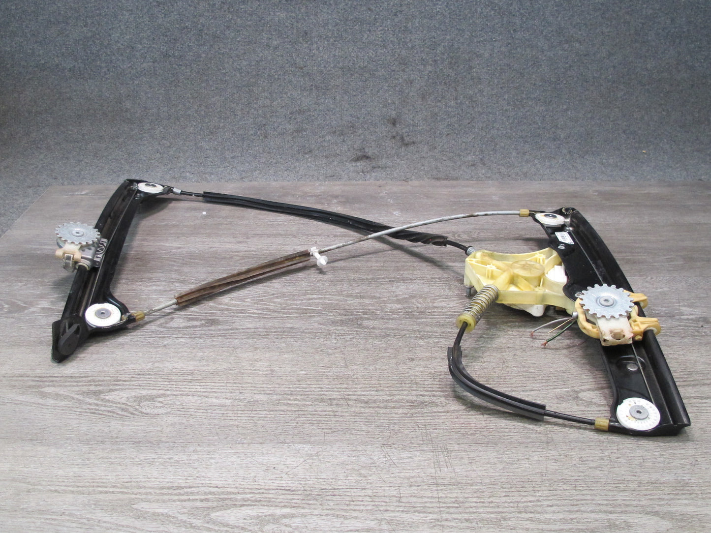 2012-2018 BMW F12 F13 M6 Front Right Pass Side Window Regulator W/ Motor
