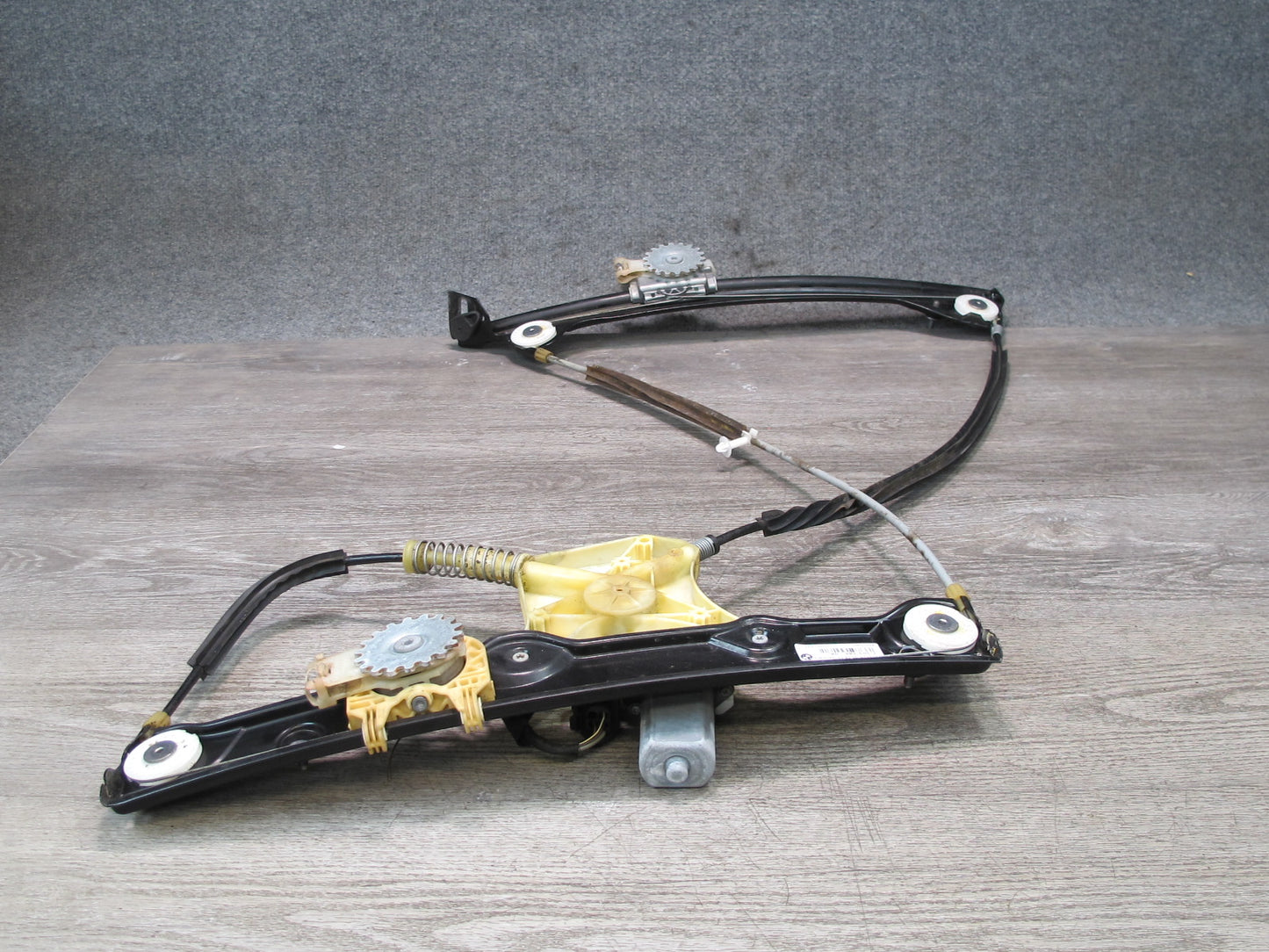 2012-2018 BMW F12 F13 M6 Front Right Pass Side Window Regulator W/ Motor