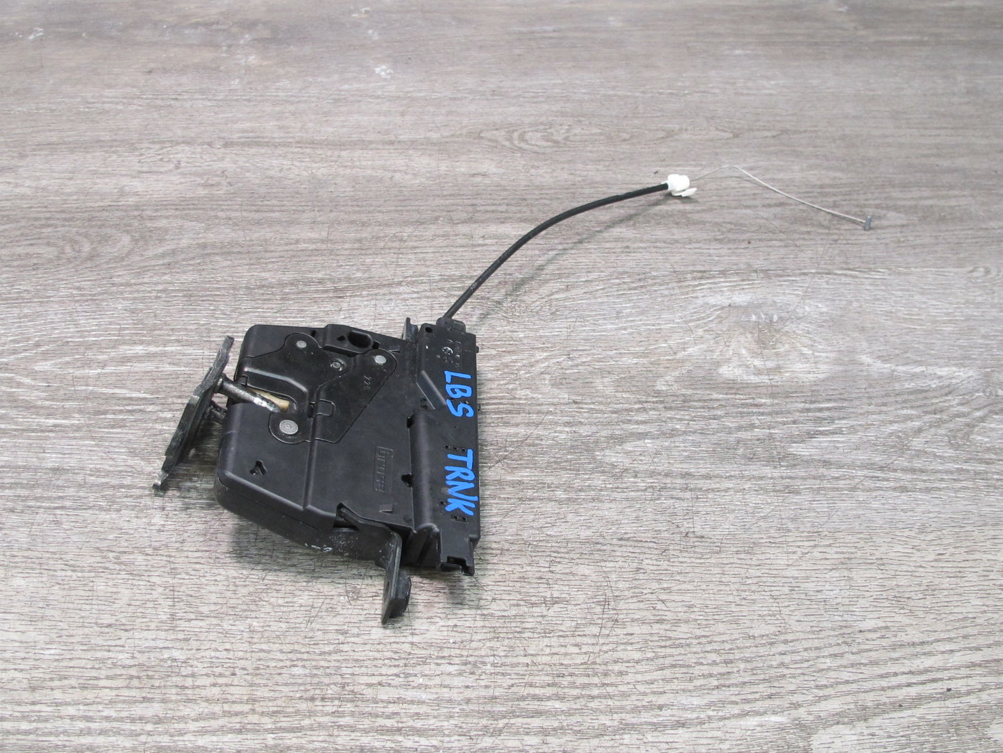 2012-2018 BMW F12 F13 F06 M6 Rear Trunk Lid Lock Latch Actuator Motor