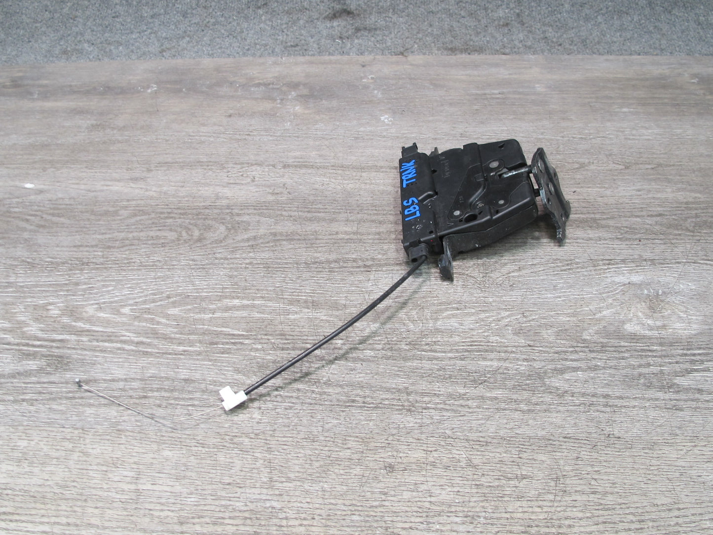 2012-2018 BMW F12 F13 F06 M6 Rear Trunk Lid Lock Latch Actuator Motor