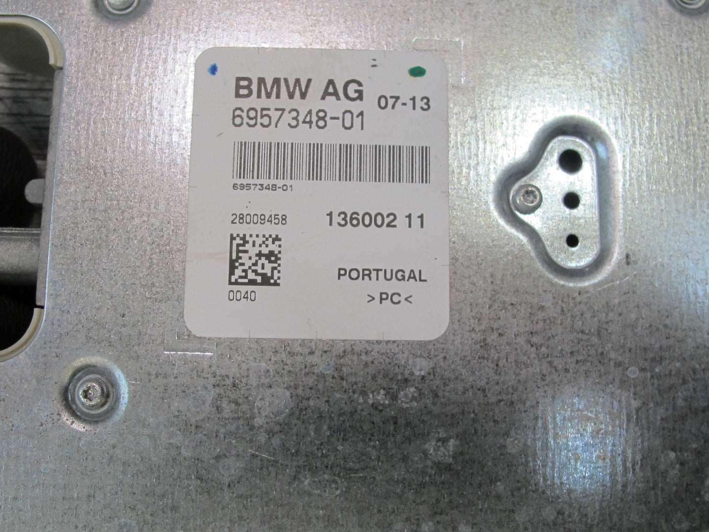 2012-2018 BMW F12 F13 F06 M6 Rear Right Side Multiband Antenna Module Unit