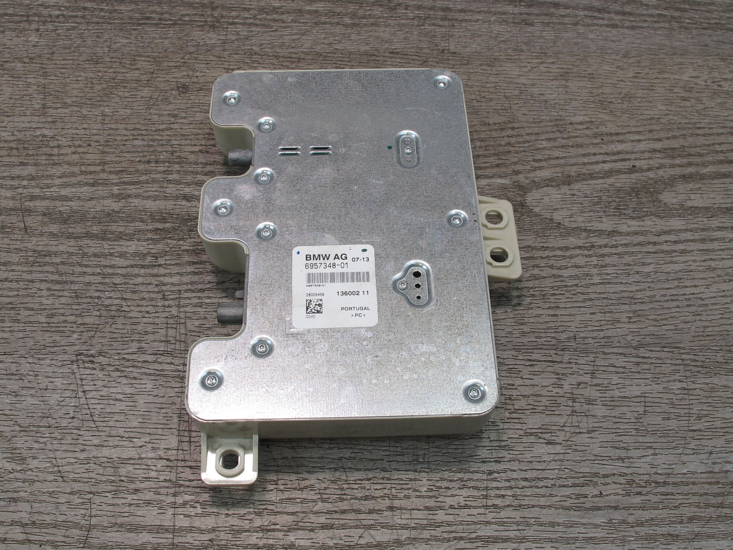 2012-2018 BMW F12 F13 F06 M6 Rear Right Side Multiband Antenna Module Unit