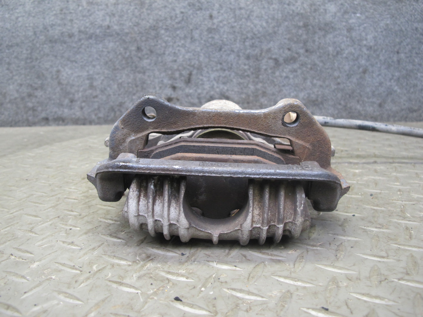 89-96 Chevrolet Corvette C4 Set of 2 Rear Left & Right Brake Caliper OEM
