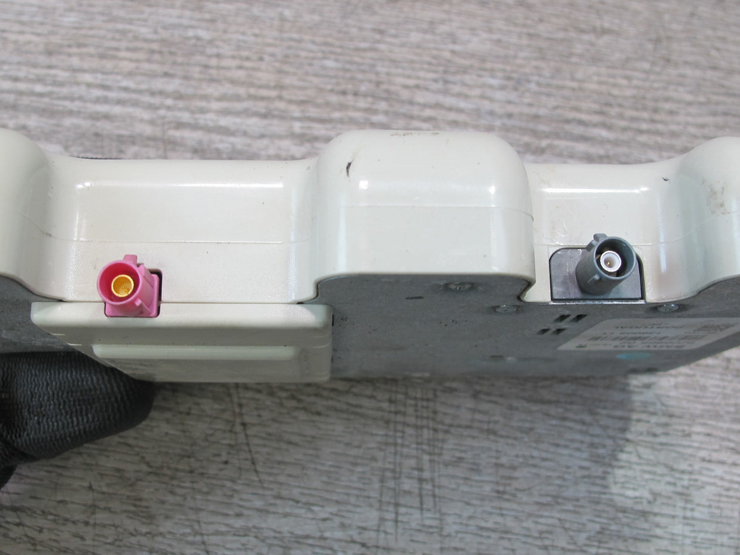 2012-2018 BMW F12 F13 F06 M6 Rear Left Side Multiband Antenna Module Unit