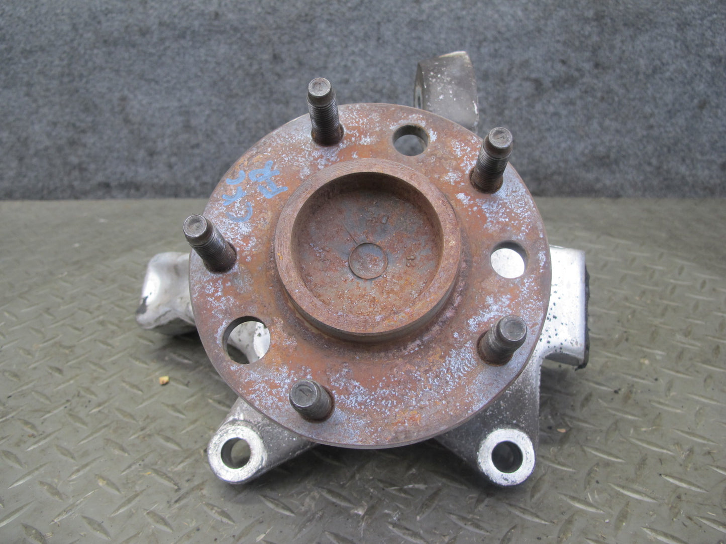 91-96 Chevrolet Corvette C4 Front Right Spindle Knuckle Wheel Hub Bearing OEM