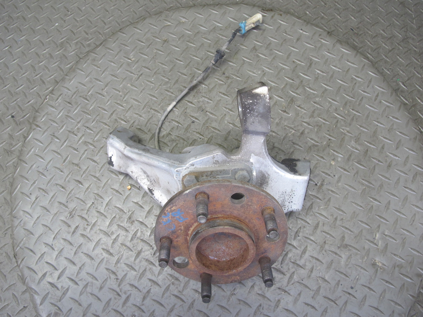 91-96 Chevrolet Corvette C4 Front Right Spindle Knuckle Wheel Hub Bearing OEM