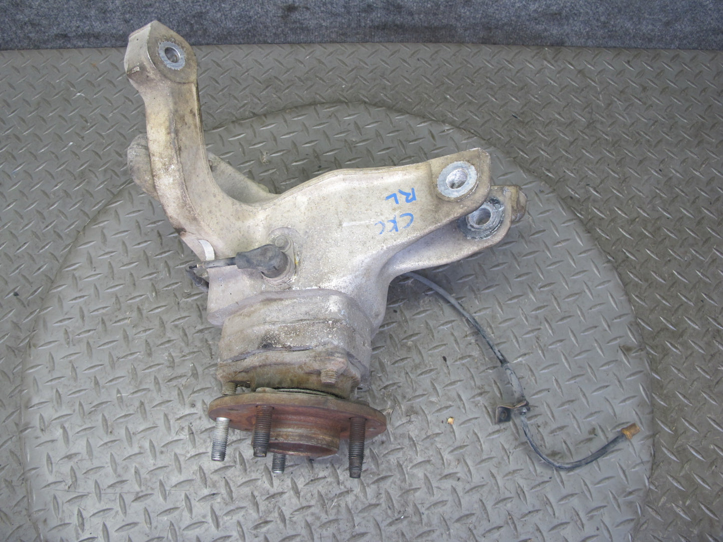 88-96 Chevrolet Corvette C4 Rear Left Spindle Knuckle Wheel Hub Bearing OEM