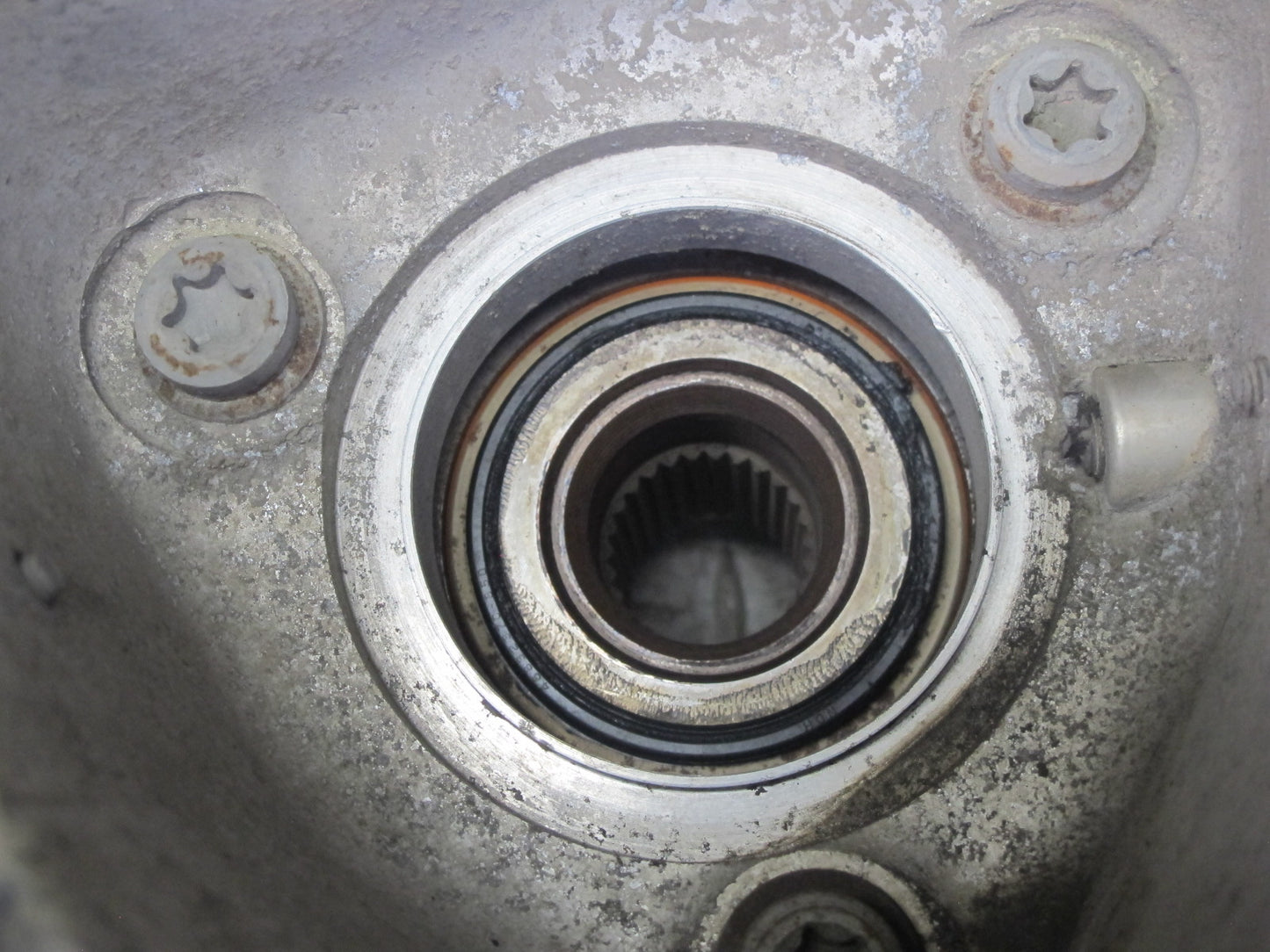 88-96 Chevrolet Corvette C4 Rear Left Spindle Knuckle Wheel Hub Bearing OEM