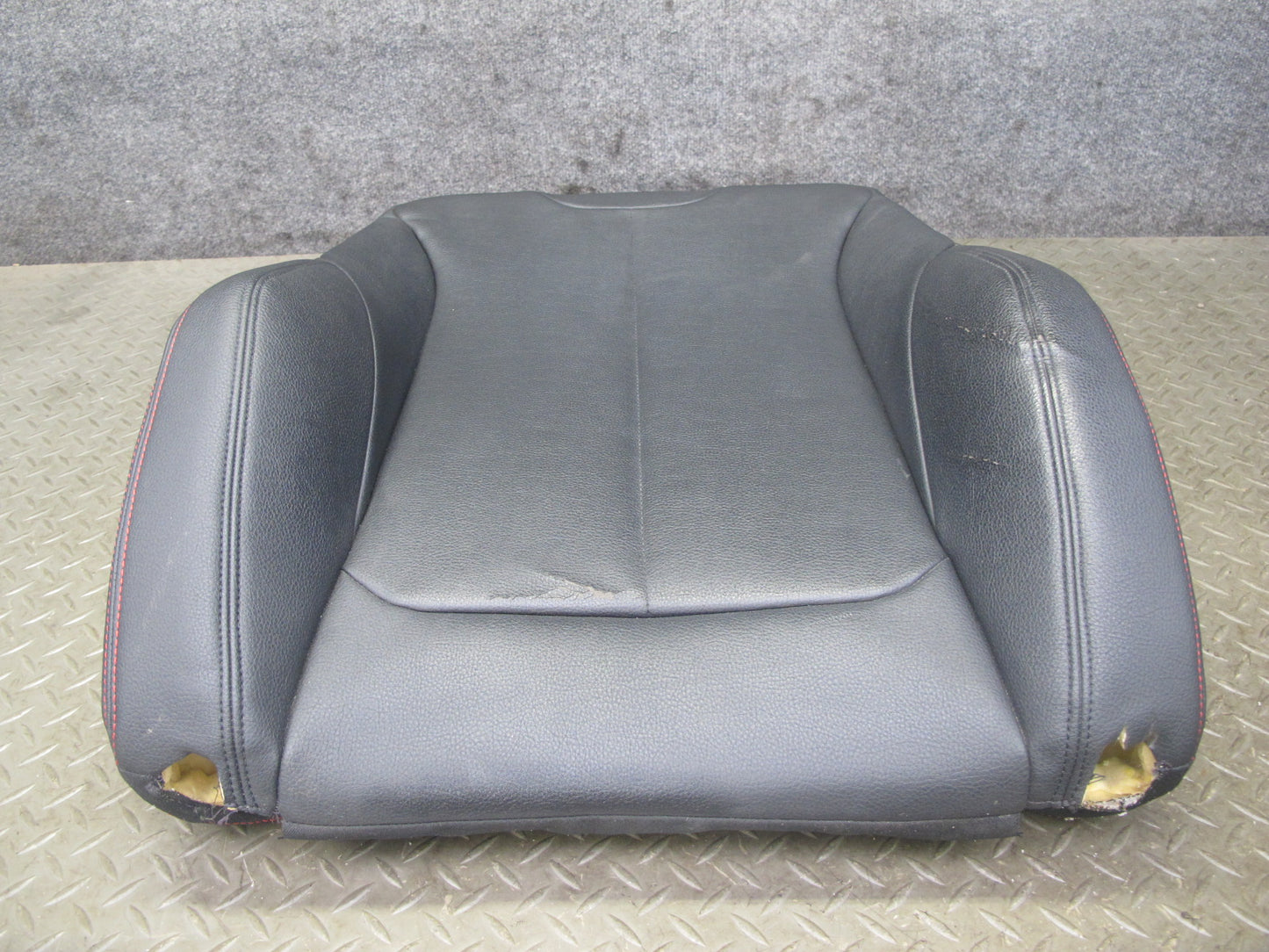 12-18 BMW F30 F31 F34 335i Front Left Sport Seat Upper Backrest Cushion OEM