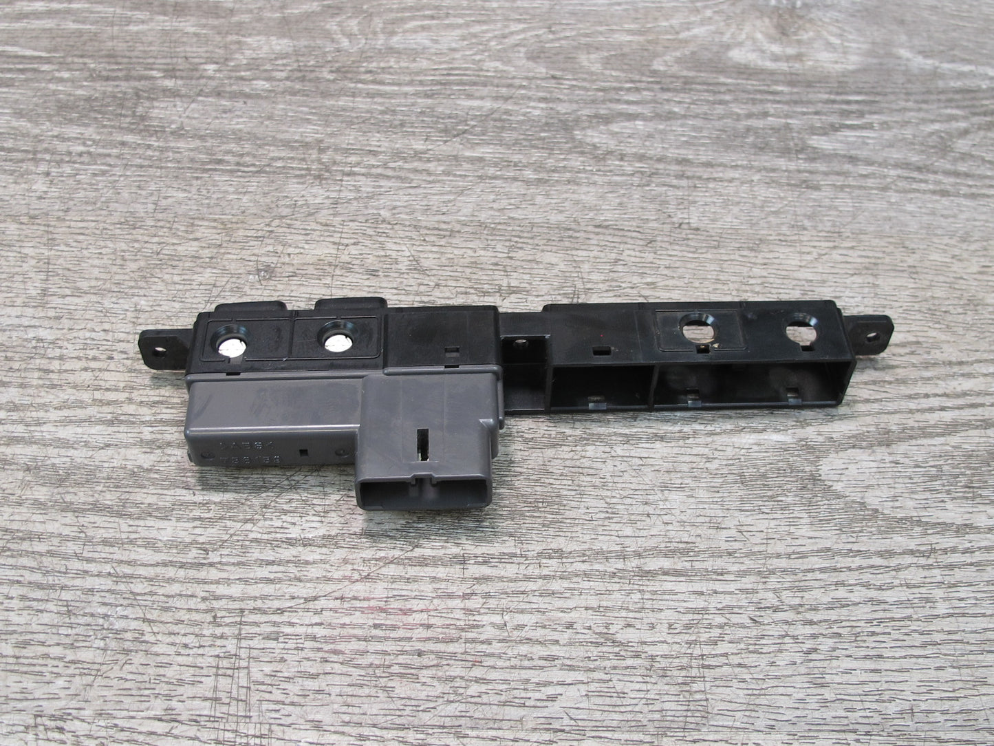 95-97 Toyota Celsior Lexus LS400 UCF20 Center Console Heated Seat Switch OEM