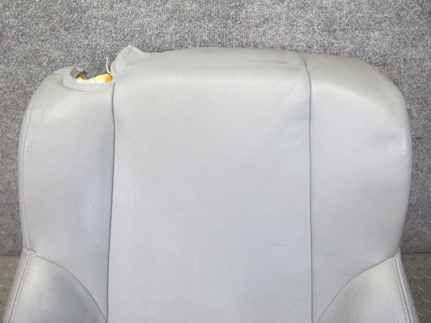 01-06 BMW E46 330ci Convertible Front Right Sport Seat Upper Leather Cushion OEM
