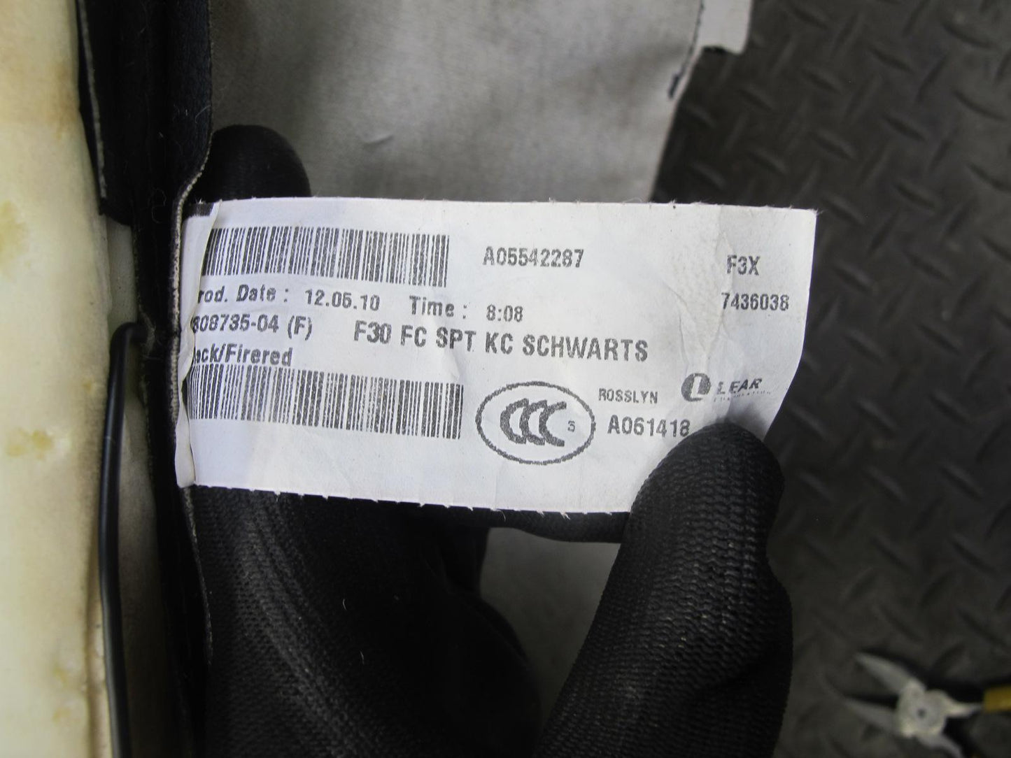 12-18 BMW F30 F31 F34 335i Front Right Sport Seat Lower Leather Cushion OEM