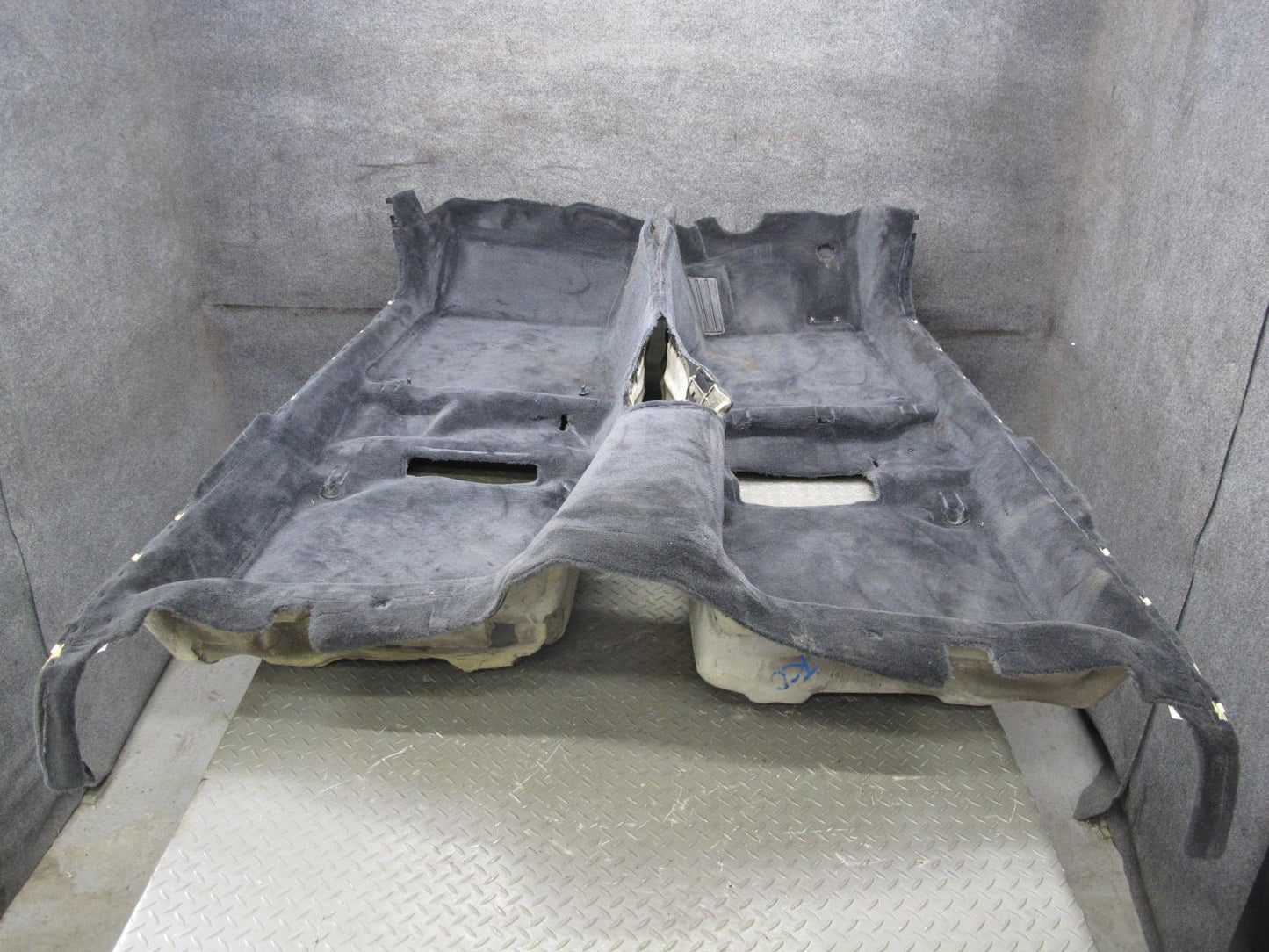 95-97 Toyota Celsior UCF20 RHD Interior Floor Carpet Liner Cover Black OEM