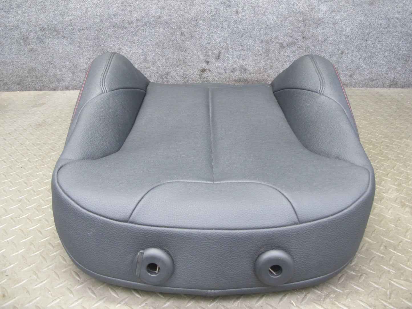 12-18 BMW F30 F31 F34 335i Front Right Sport Seat Upper Backrest Cushion OEM