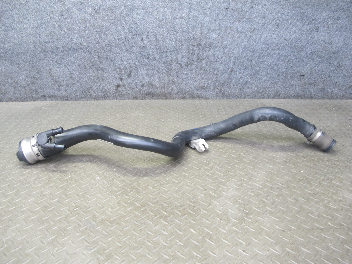 12-18 BMW F31 F30 335I Fuel Tank Filler Pipe w Cap OEM