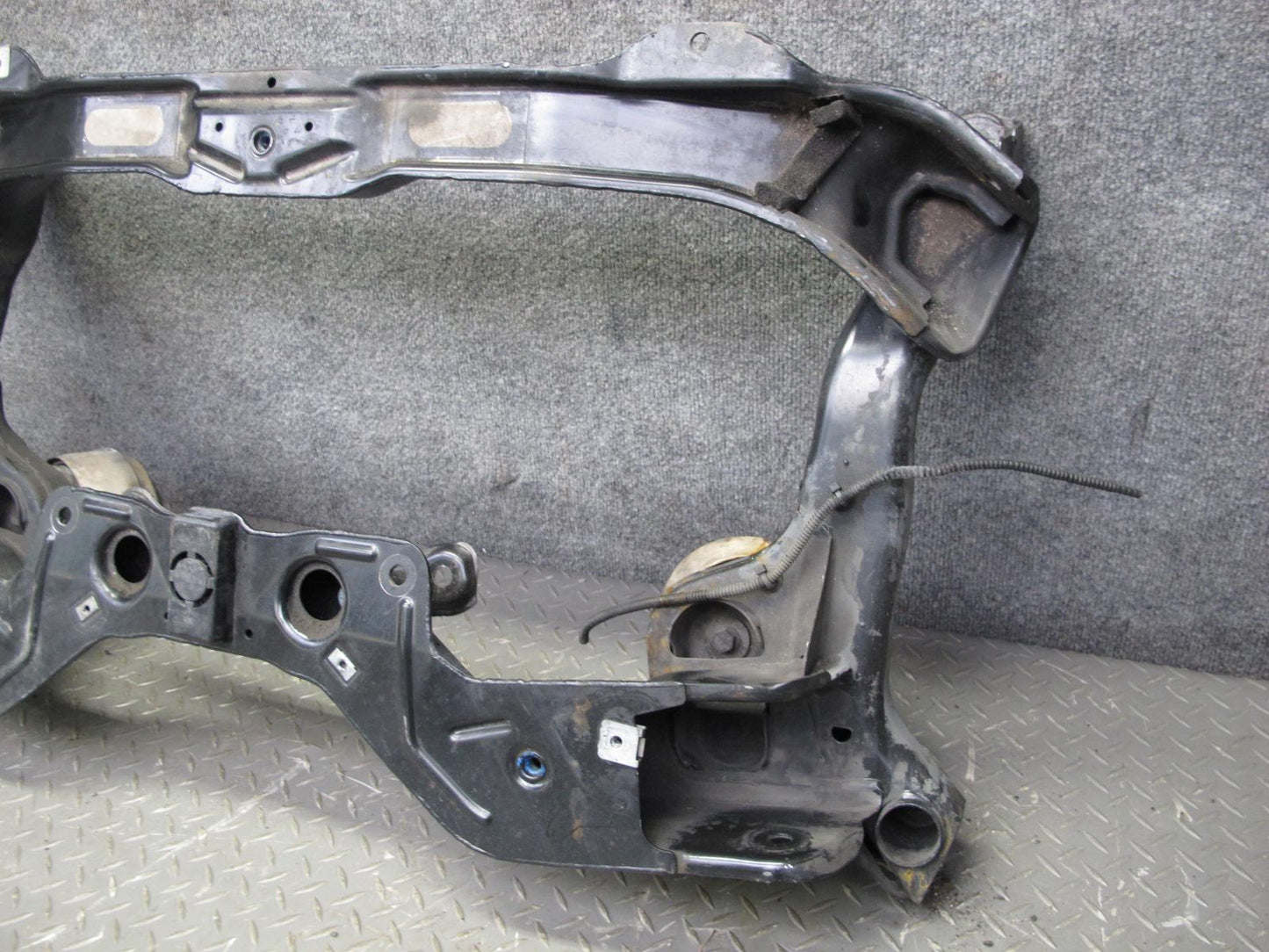 05-08 Mercedes R171 SLK350 Front Suspension Subframe Crossmember Carrier OEM