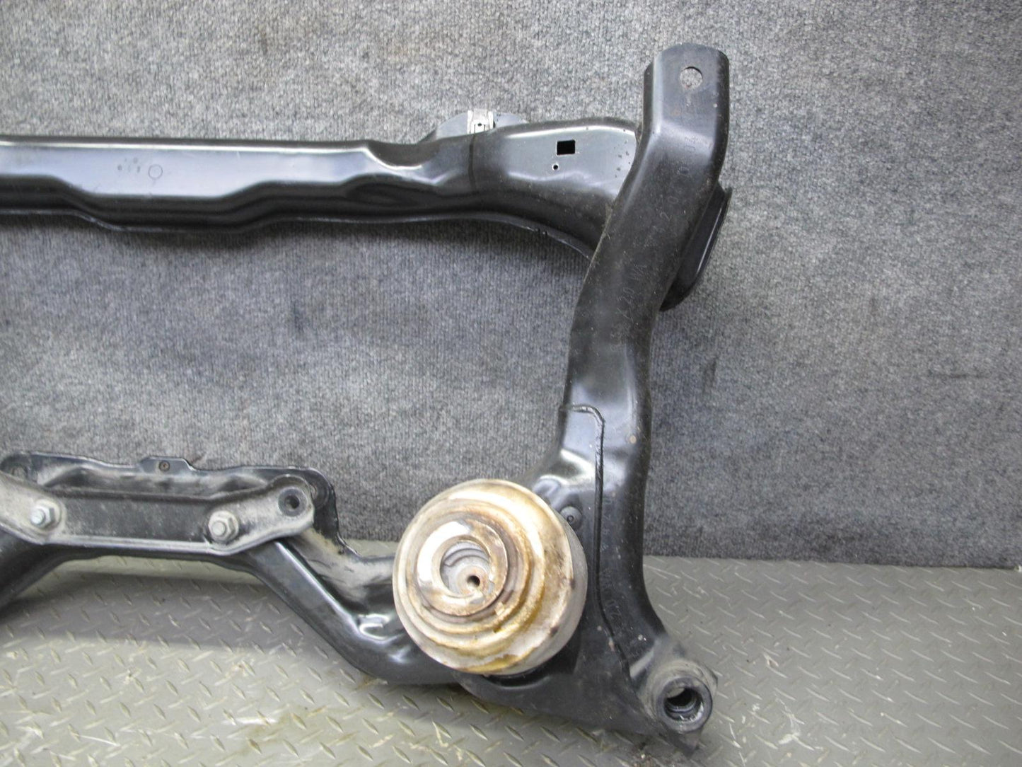 05-08 Mercedes R171 SLK350 Front Suspension Subframe Crossmember Carrier OEM