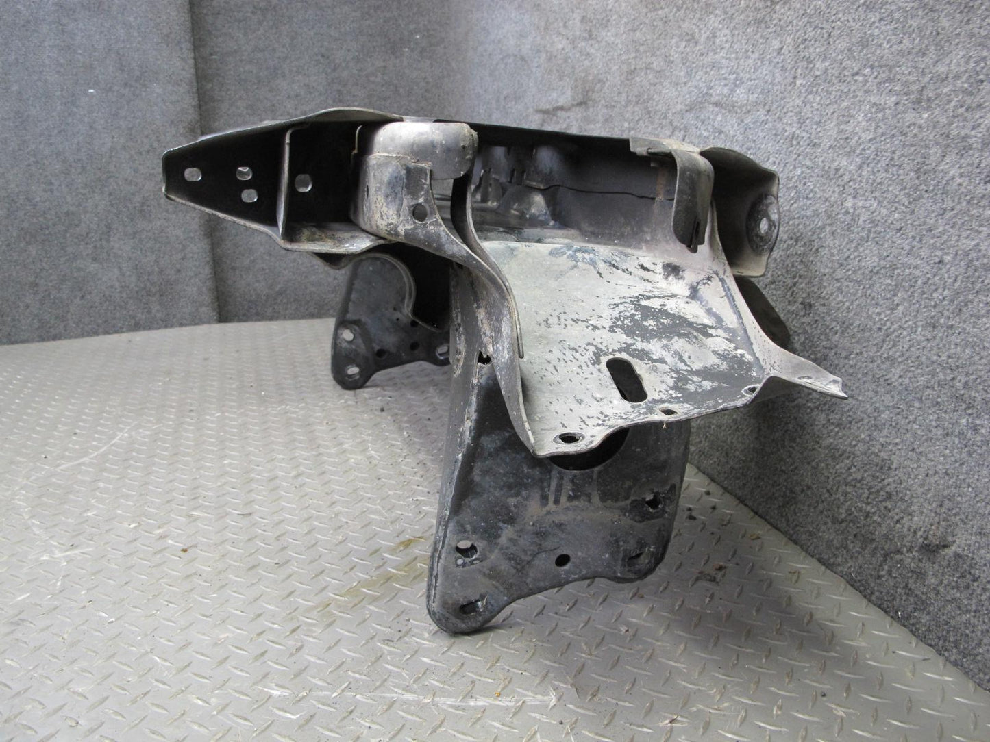 88-91 Chevrolet Corvette C4 Front Engine Cradle Subframe Crossmember Carrier OEM