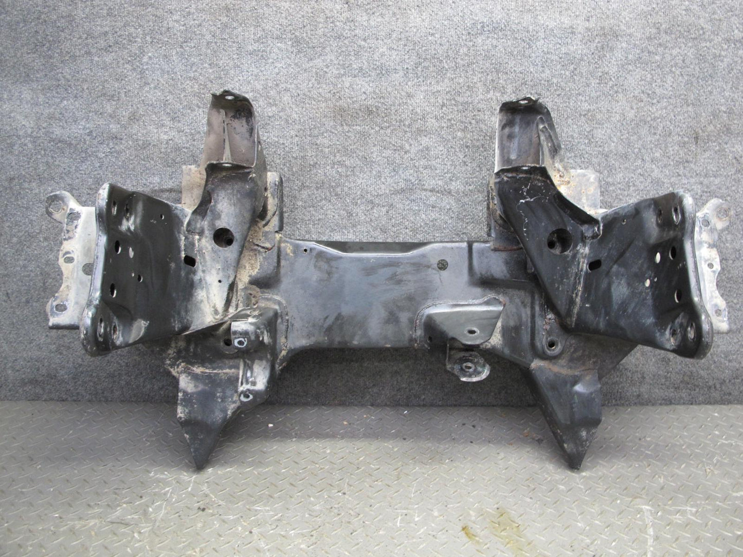 88-91 Chevrolet Corvette C4 Front Engine Cradle Subframe Crossmember Carrier OEM
