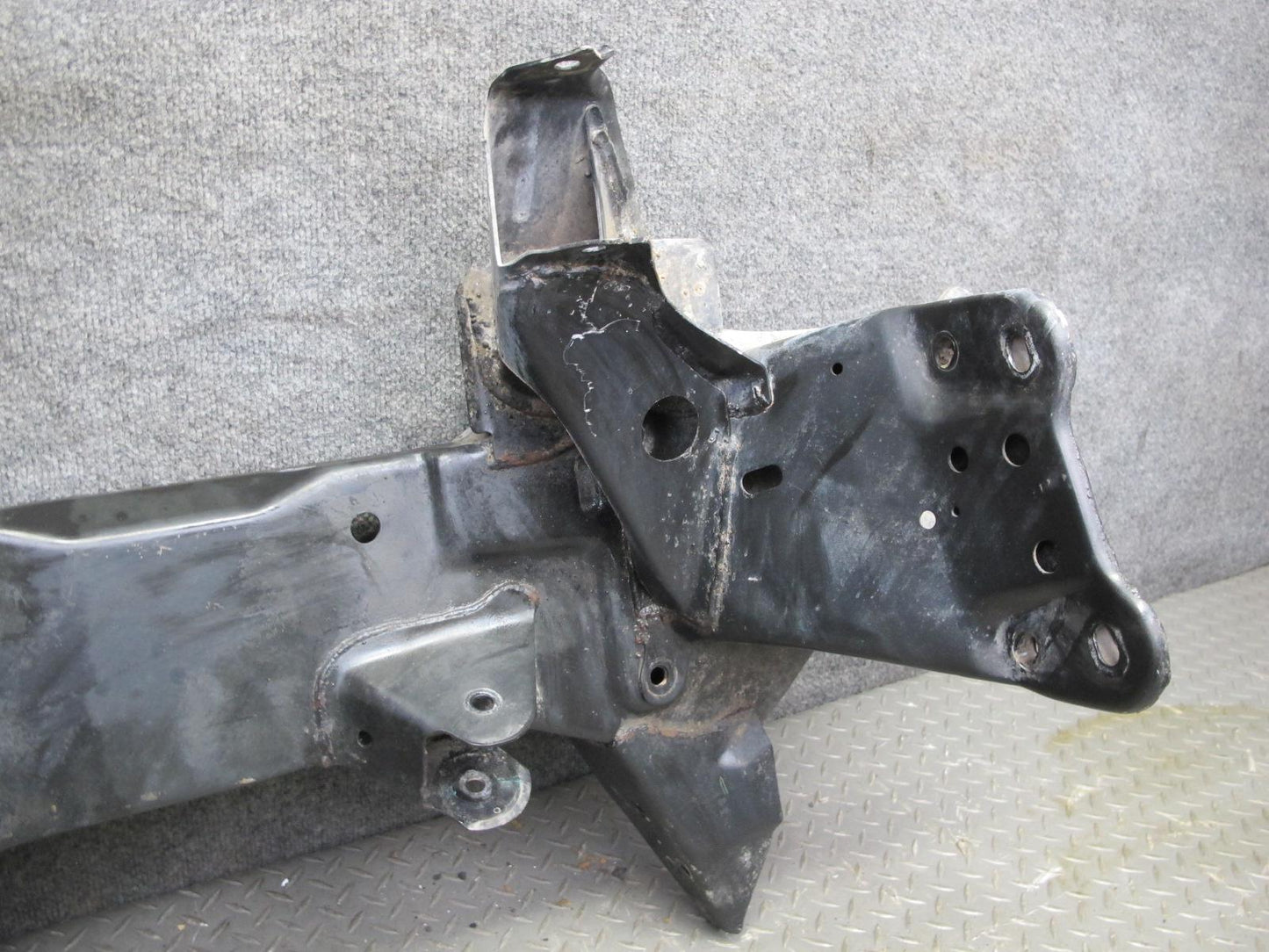 88-91 Chevrolet Corvette C4 Front Engine Cradle Subframe Crossmember Carrier OEM